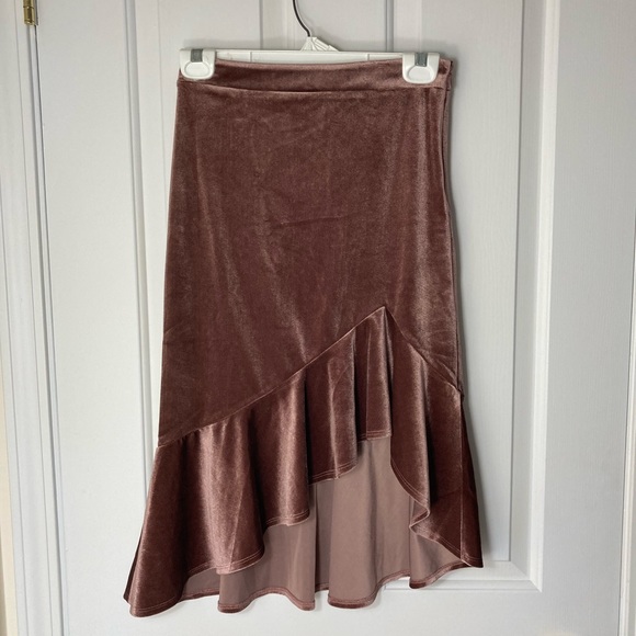 🌺HOST PICK🌺Forever 21 Mauve Velour High-Low Skirt (BNWT) - Picture 5 of 13